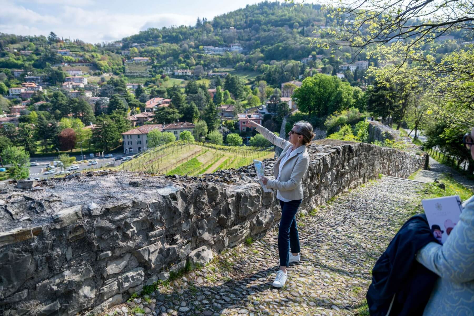 Patrizia Marazzi guiding a wine tour